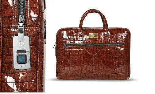 THE-POWER-OF-PRESENCE-HOW-THE-Smart-Croc-BAG-BECAME-MY-TRAVEL-COMPANION-AND-CONFIDENCE-BOOSTER Arista Vault