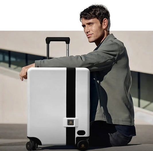 Unboxing-Innovation-How-Smart-Luggage-Turns-Every-Gift-into-an-Experience Arista Vault