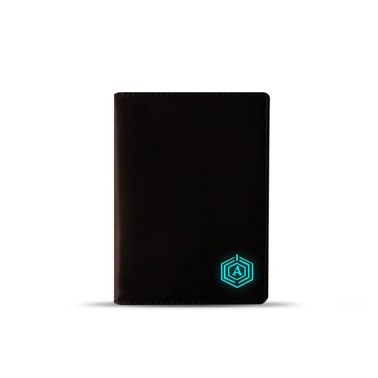 Smart Passport Holder (Brown) Arista Vault