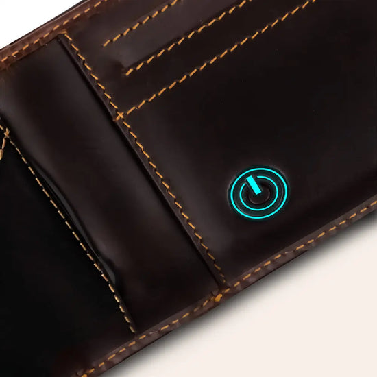 Wallet-bot Classic | Smart wallet | Inbuilt Powerbank (Brown) Arista Vault