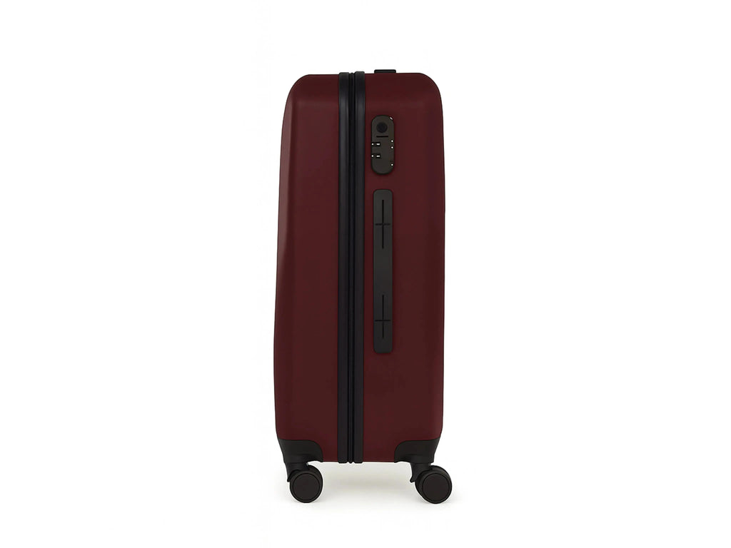 Arista Spot - Smart Luggage Arista Vault