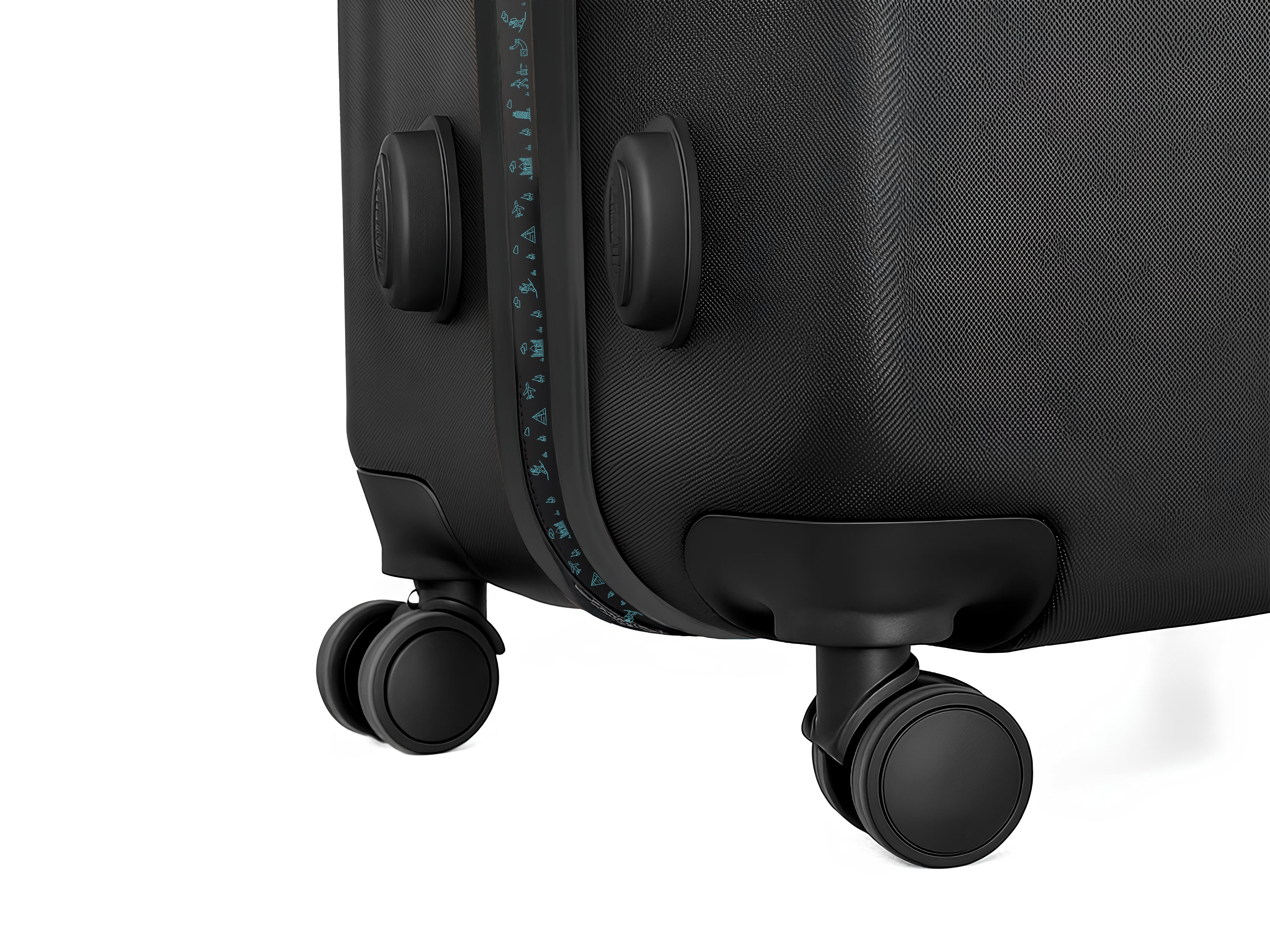 Travel story - Smart Luggage Black Arista Vault