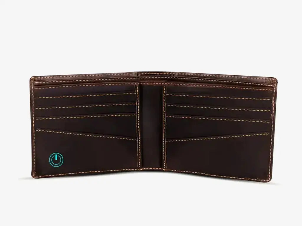 Wallet Bot Finder with Smartphone App Showing GPS Location Tracking Feature